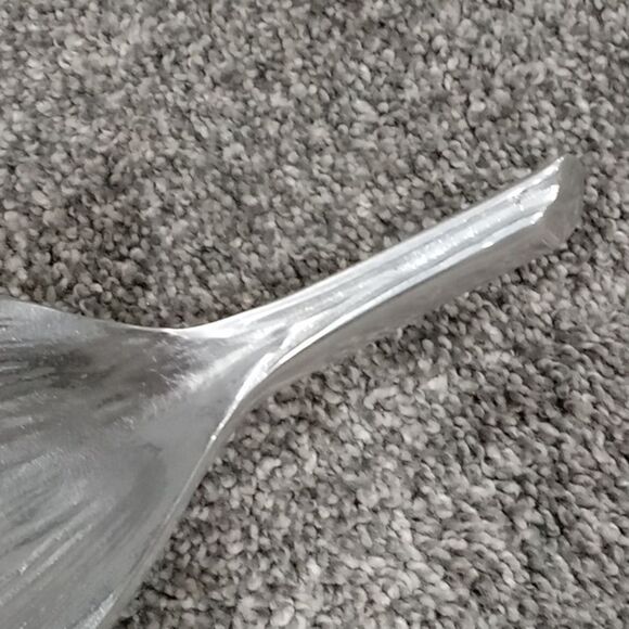 Michael Aram Metal Platter / Centerpiece In Palm Leaf Pattern. 21" Long Signed - Picture 3 of 5